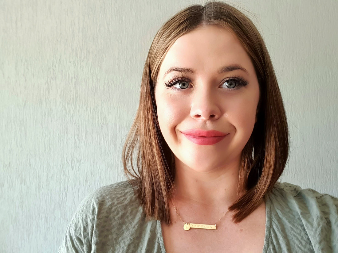 Meet the Book Lover Behind Bookish Things By Tay