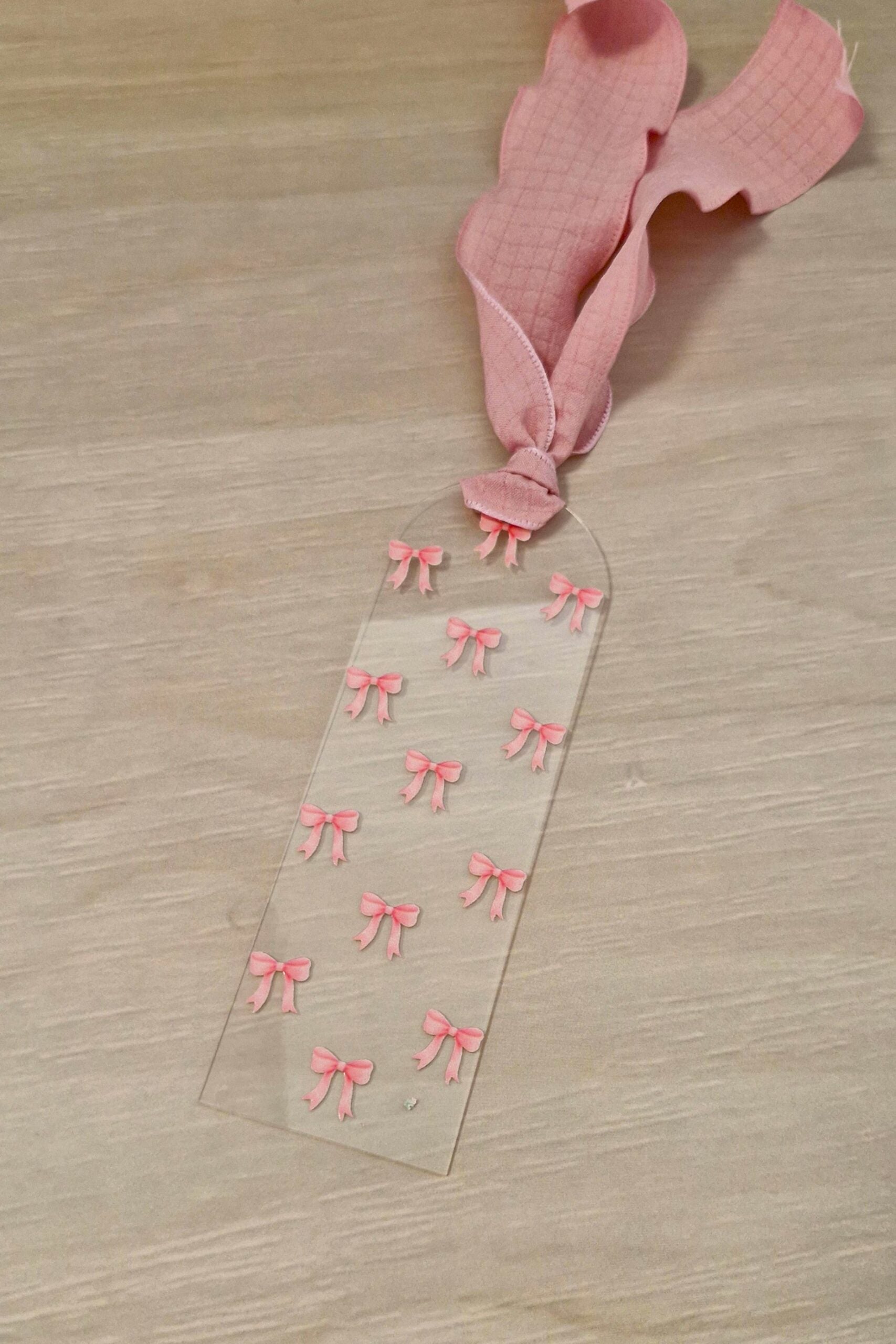 Pink Bows Bookmark image 0