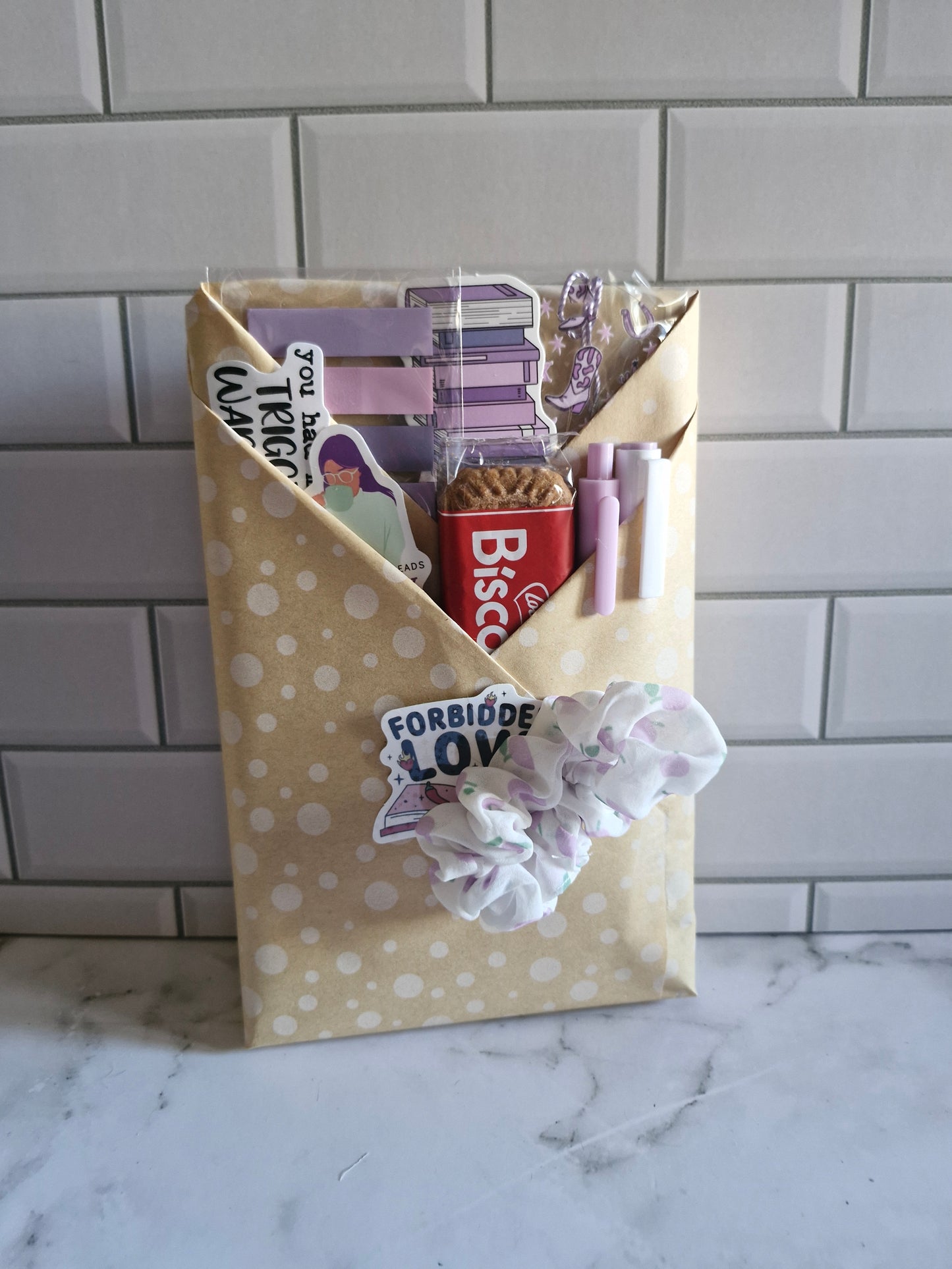 Booked & Wrapped - Romance