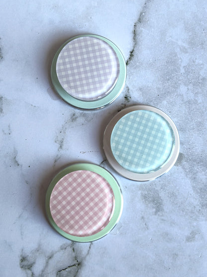 Gingham Grip