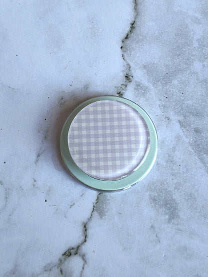 Gingham Grip
