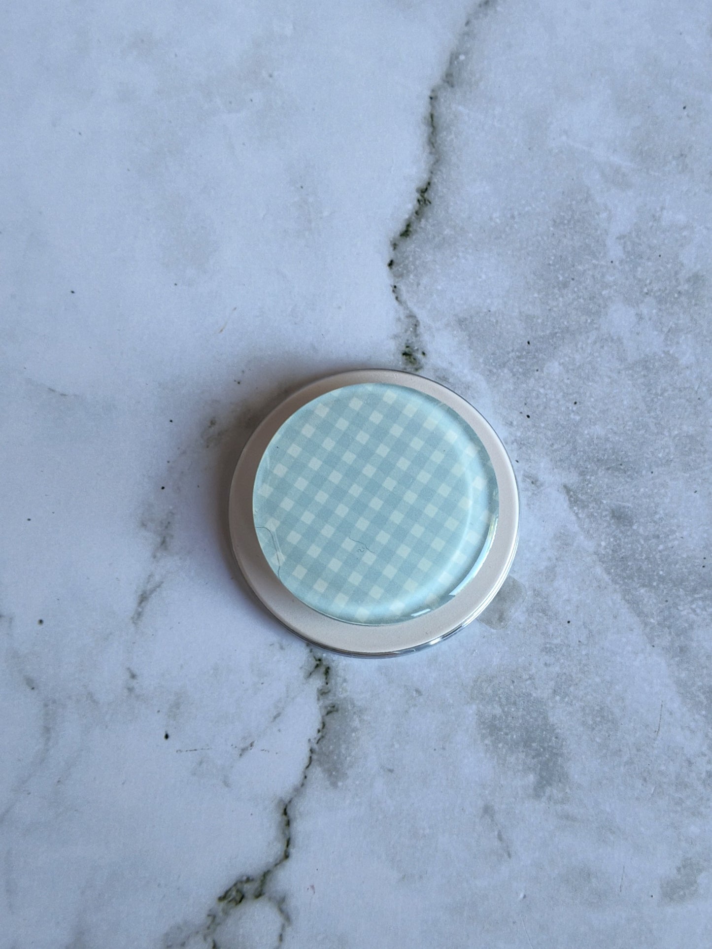 Gingham Grip