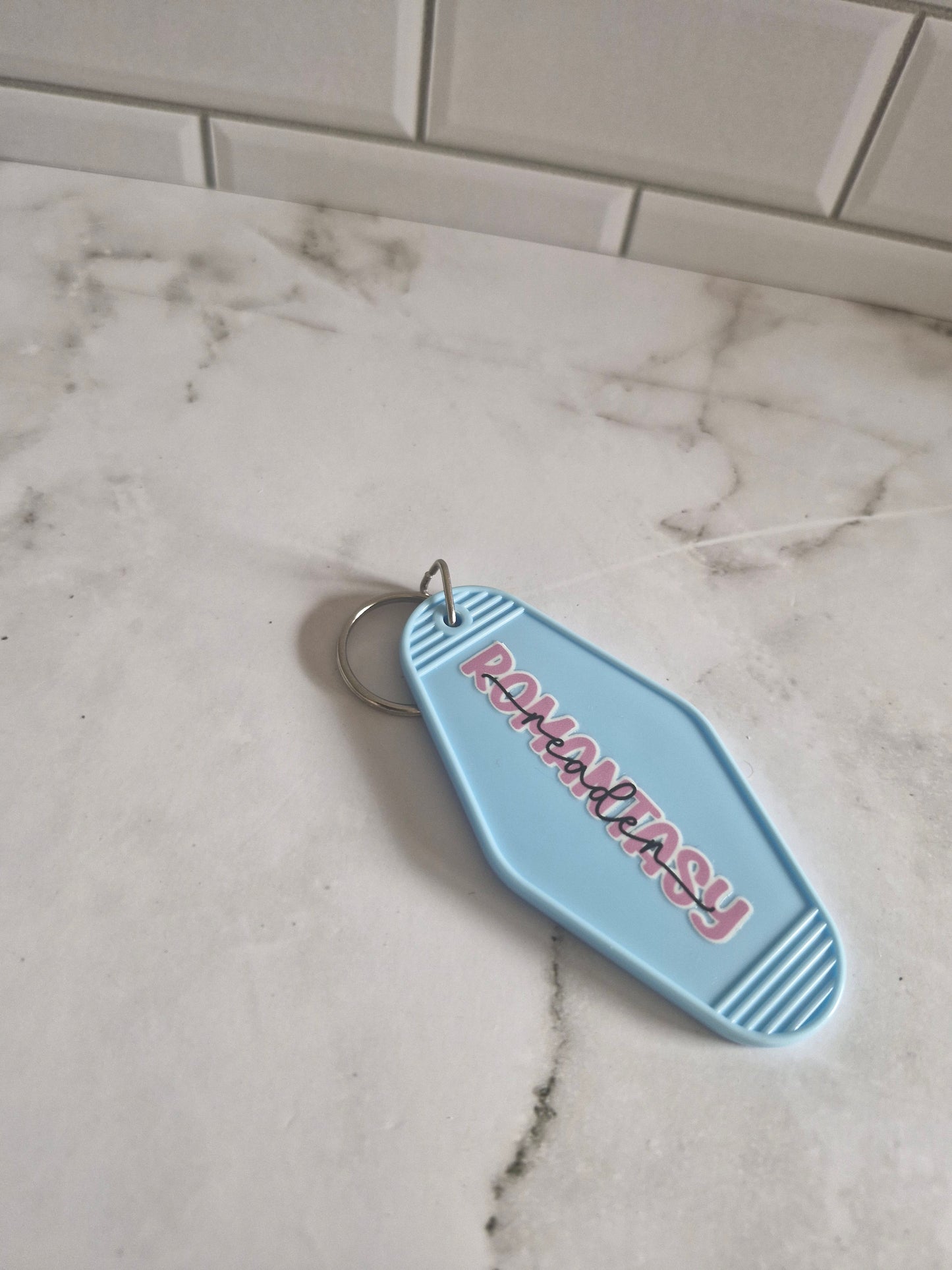 Hotel Genre Keyring - Romantasy Reader