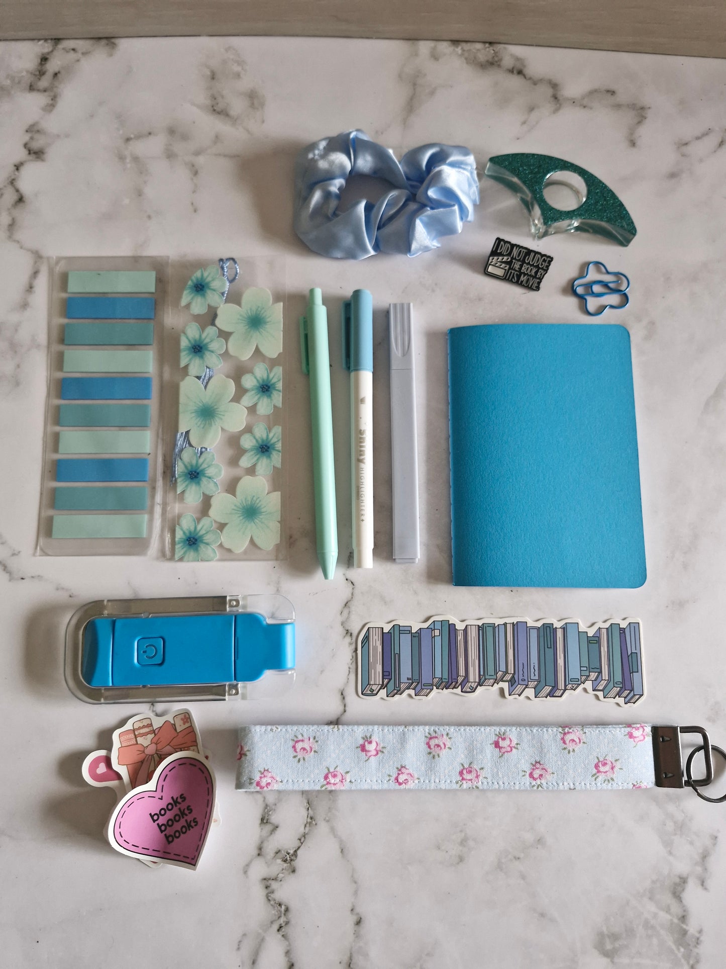 Deluxe Bookish Bundles