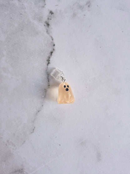 Jelly Ghosts E-Reader Charm