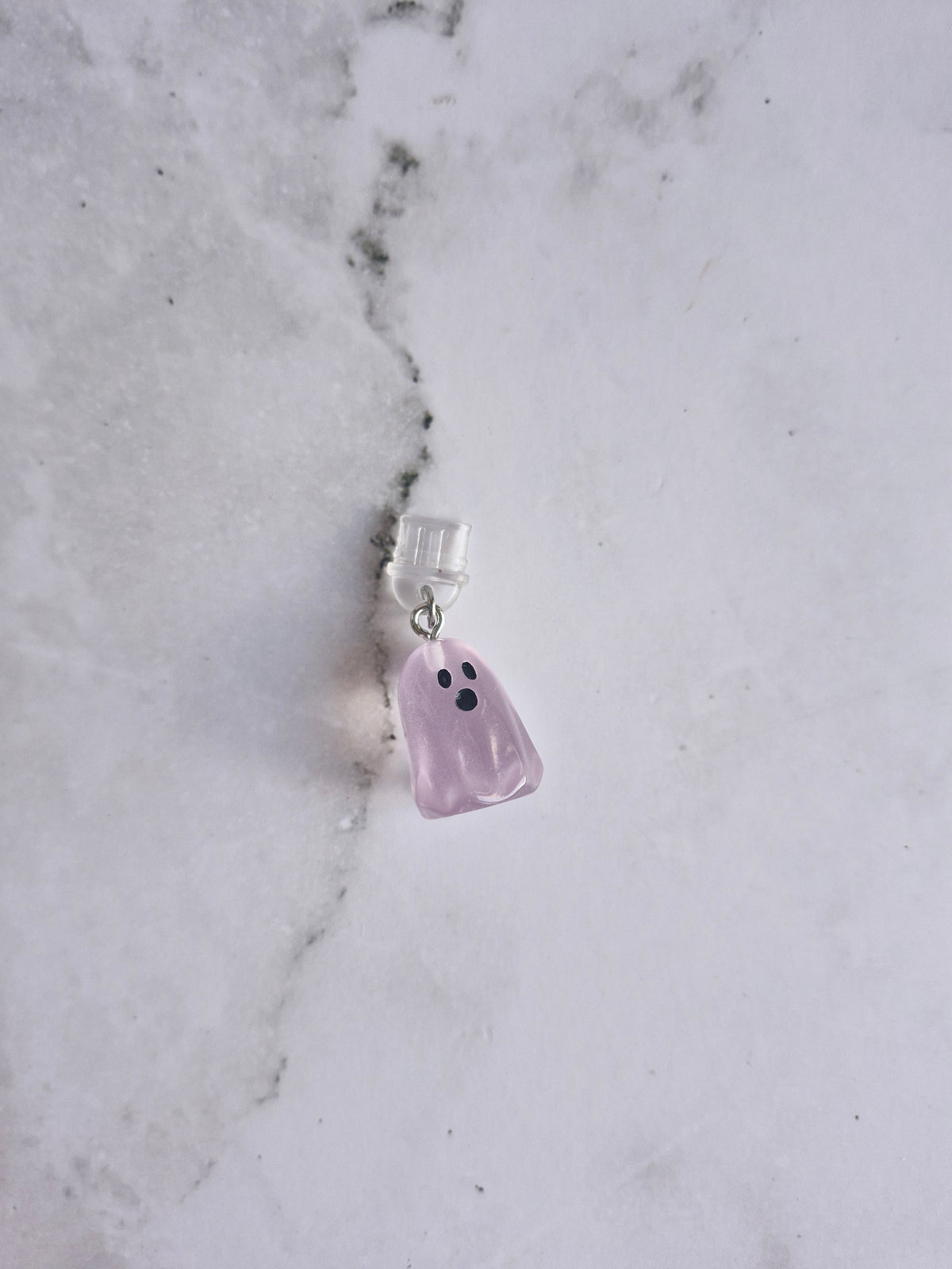 Jelly Ghosts E-Reader Charm